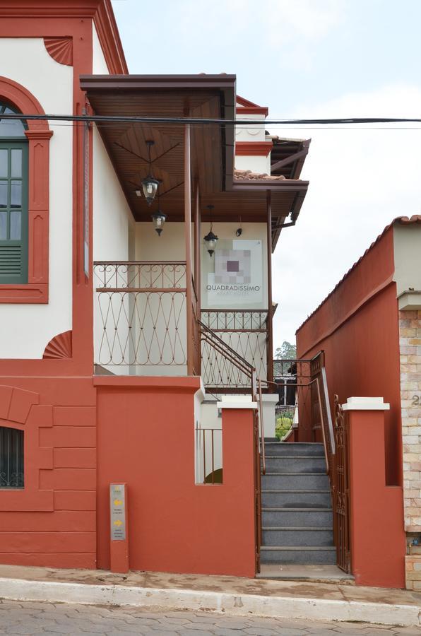Quadradissimo Apart-Hotel Santa Bárbara Εξωτερικό φωτογραφία
